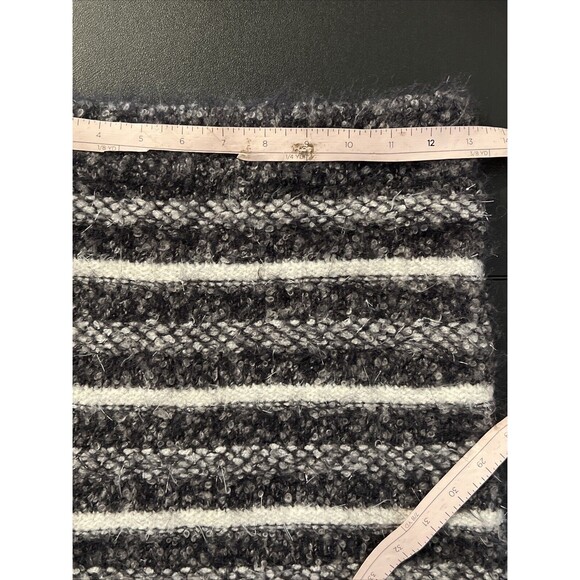 Zara Skirt Womens Small Grey Faux Fur Wool Blend Pencil Mini Tweed Metallic - Picture 7 of 8